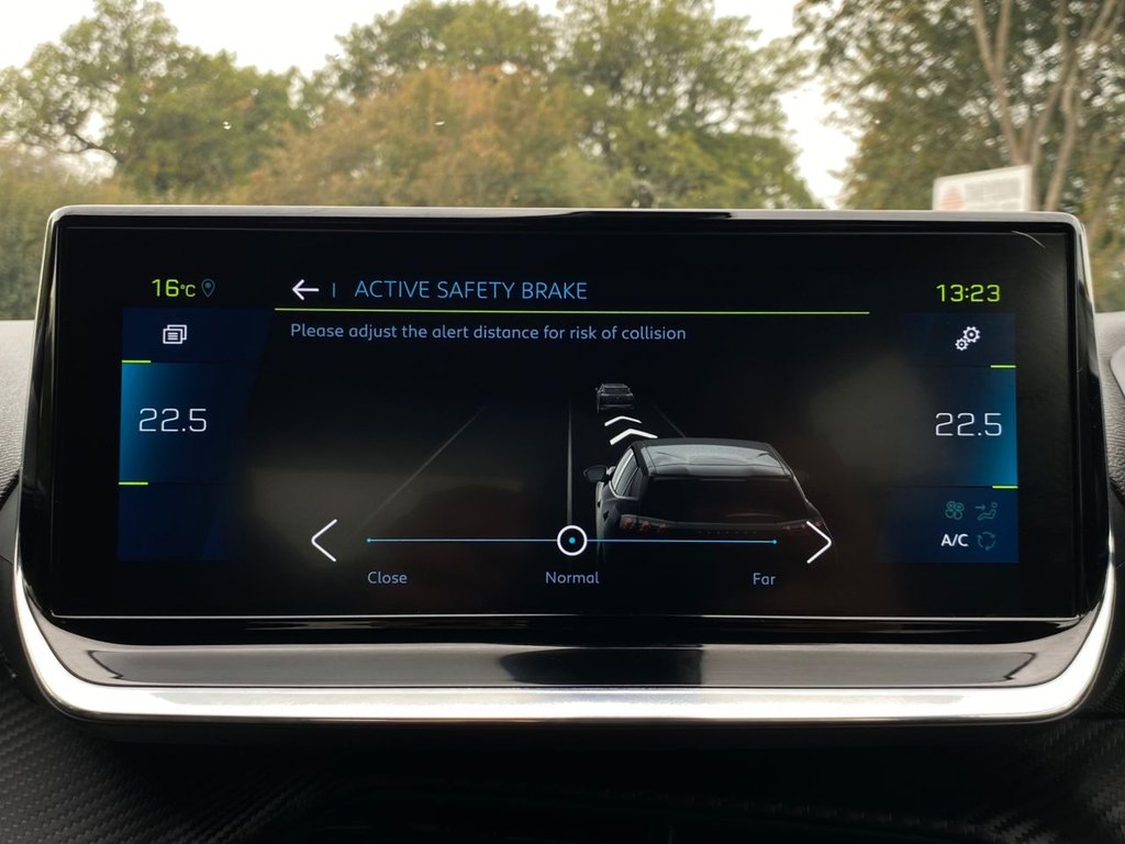 USED 2021 71 PEUGEOT E-2008 50kWh GT SUV 5dr Electric Auto (136 ps) 2 Owners|NaV|R.F Sensor|Camera|Apple CarPlay/Android Auto|Cruise|Half Leather Seats|