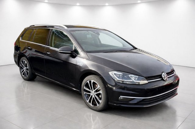 View our VOLKSWAGEN GOLF