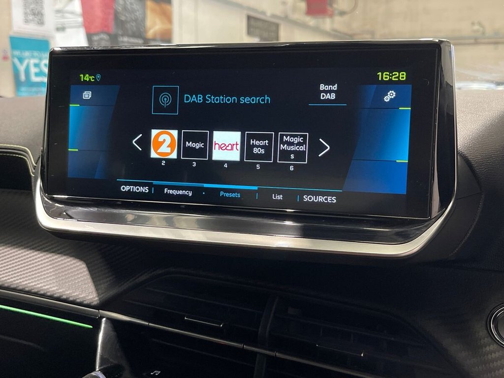 USED 2022 72 PEUGEOT E-208 50kWh GT Premium Hatchback 5dr Electric Auto (7kW Charger) (136 ps) APPLE CAR PLAY AND ANDROID AUTO