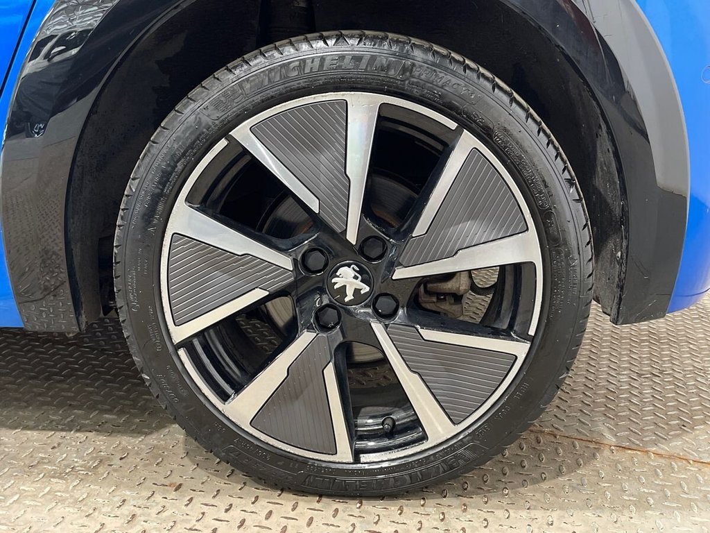 USED 2022 72 PEUGEOT E-208 50kWh GT Premium Hatchback 5dr Electric Auto (7kW Charger) (136 ps) APPLE CAR PLAY AND ANDROID AUTO