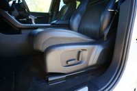USED 2019 19 LAND ROVER RANGE ROVER EVOQUE 2.0 P250 MHEV R-Dynamic S SUV 5dr Petrol Auto 4WD Euro 6 (s/s) (249 ps) FUJI WHITE PAINTWORK + REAR CAMERA + HEATED SEATS + APPLE CARPLAY