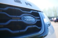 USED 2019 19 LAND ROVER RANGE ROVER EVOQUE 2.0 P250 MHEV R-Dynamic S SUV 5dr Petrol Auto 4WD Euro 6 (s/s) (249 ps) FUJI WHITE PAINTWORK + REAR CAMERA + HEATED SEATS + APPLE CARPLAY