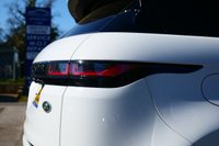 USED 2019 19 LAND ROVER RANGE ROVER EVOQUE 2.0 P250 MHEV R-Dynamic S SUV 5dr Petrol Auto 4WD Euro 6 (s/s) (249 ps) FUJI WHITE PAINTWORK + REAR CAMERA + HEATED SEATS + APPLE CARPLAY