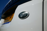 USED 2019 19 LAND ROVER RANGE ROVER EVOQUE 2.0 P250 MHEV R-Dynamic S SUV 5dr Petrol Auto 4WD Euro 6 (s/s) (249 ps) FUJI WHITE PAINTWORK + REAR CAMERA + HEATED SEATS + APPLE CARPLAY