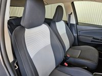 USED 2018 68 TOYOTA YARIS 1.5 VVT-h Design Hatchback 5dr Petrol Hybrid E-CVT Euro 6 (s/s) (100 ps) 