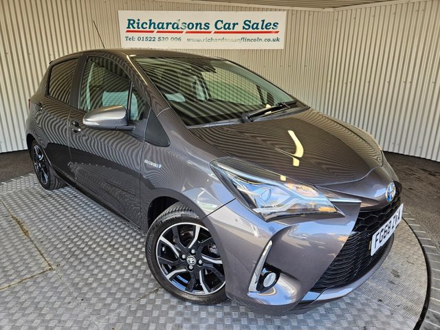 2018 TOYOTA YARIS 1.5 VVT H DESIGN HATCHBACK 5DR PETROL HYBRID E CVT EURO 6... photo