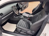 USED 2013 13 VOLKSWAGEN SCIROCCO 2.0 TDI R-Line Hatchback 3dr Diesel DSG Euro 5 (Leather, Nav) (177 ps) 