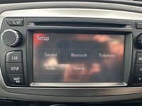 USED 2014 14 TOYOTA YARIS 1.33 Dual VVT-i Icon Hatchback 5dr Petrol Manual Euro 5 (99 ps) LOW MILEAGE, SAT NAV FITTED