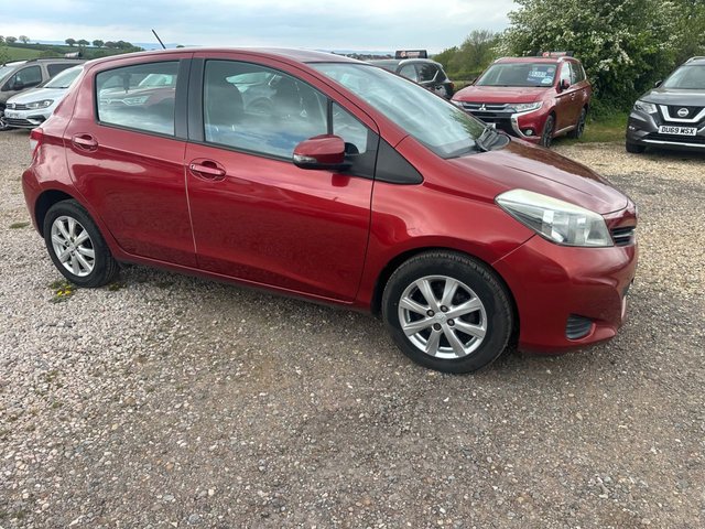 2014 YARIS 1.33 DUAL VVT I ICON HATCHBACK 5DR PETROL MANUAL EURO 5 99... photo
