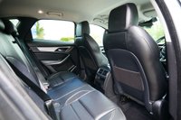 USED 2022 72 JAGUAR F-PACE 2.0 D200 MHEV R-Dynamic S SUV 5dr Diesel Auto AWD Euro 6 (s/s) (204 ps) HABUKA SILVER METALLIC PAINTWORK + HEATED STEERING WHEEL + APPLE CARPLAY