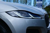 USED 2022 72 JAGUAR F-PACE 2.0 D200 MHEV R-Dynamic S SUV 5dr Diesel Auto AWD Euro 6 (s/s) (204 ps) HABUKA SILVER METALLIC PAINTWORK + HEATED STEERING WHEEL + APPLE CARPLAY