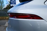 USED 2022 72 JAGUAR F-PACE 2.0 D200 MHEV R-Dynamic S SUV 5dr Diesel Auto AWD Euro 6 (s/s) (204 ps) HABUKA SILVER METALLIC PAINTWORK + HEATED STEERING WHEEL + APPLE CARPLAY