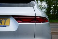 USED 2022 72 JAGUAR F-PACE 2.0 D200 MHEV R-Dynamic S SUV 5dr Diesel Auto AWD Euro 6 (s/s) (204 ps) HABUKA SILVER METALLIC PAINTWORK + HEATED STEERING WHEEL + APPLE CARPLAY