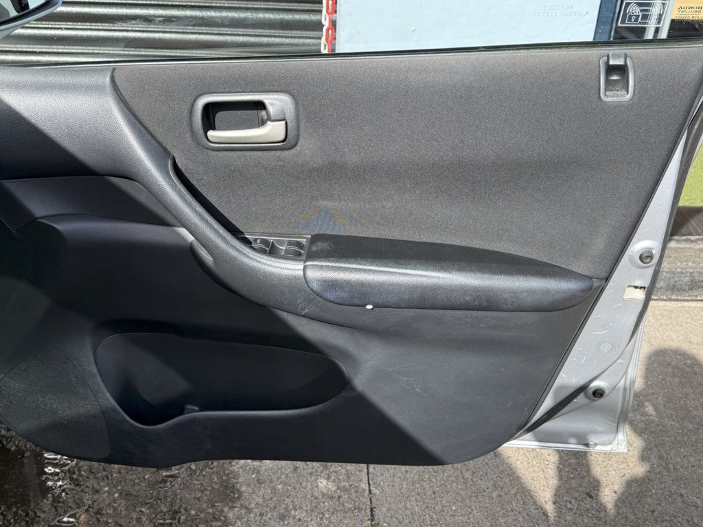USED 2002 52 HONDA CIVIC 1.6 i-VTEC SE Hatchback 5dr Petrol Automatic (172 g/km, 108 bhp) Hatchback