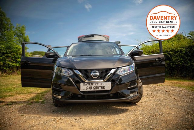 View our NISSAN QASHQAI