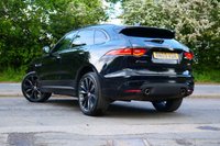 USED 2019 69 JAGUAR F-PACE 2.0 P300 300 Sport SUV 5dr Petrol Auto AWD Euro 6 (s/s) (300 ps) SANTORINI BLACK METALLIC PAINTWORK + SUNROOF + WINTER PACK + APPLE CARPLAY