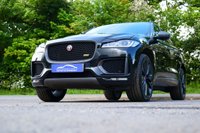 USED 2019 69 JAGUAR F-PACE 2.0 P300 300 Sport SUV 5dr Petrol Auto AWD Euro 6 (s/s) (300 ps) SANTORINI BLACK METALLIC PAINTWORK + SUNROOF + WINTER PACK + APPLE CARPLAY