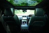USED 2019 69 JAGUAR F-PACE 2.0 P300 300 Sport SUV 5dr Petrol Auto AWD Euro 6 (s/s) (300 ps) SANTORINI BLACK METALLIC PAINTWORK + SUNROOF + WINTER PACK + APPLE CARPLAY