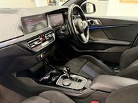 USED 2022 22 BMW 1 SERIES 2.0 M135i Hatchback 5dr Petrol Auto xDrive Euro 6 (s/s) (306 ps) HARMON/KARDON SURROUND AUDIO SYSTEM + 1 OWNER FROM NEW + FULL SERVICE HISTORY