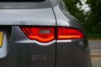 USED 2020 20 JAGUAR F-PACE 2.0 D180 Chequered Flag SUV 5dr Diesel Auto AWD Euro 6 (s/s) (180 ps) EIGER GREY METALLIC PAINTWORK + PAN SUNROOF + WINTER PACK + APPLE CARPLAY