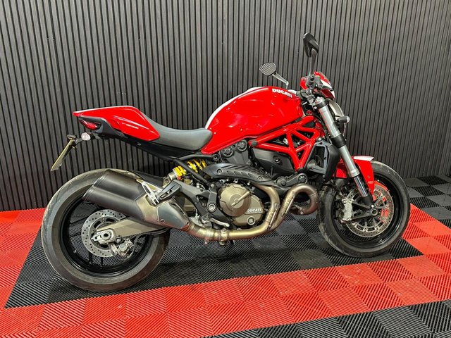 View our DUCATI Monster 821