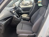 USED 2016 66 VAUXHALL ZAFIRA TOURER 1.4i Turbo SRi Nav MPV 5dr Petrol Manual Euro 6 (140 ps) 
