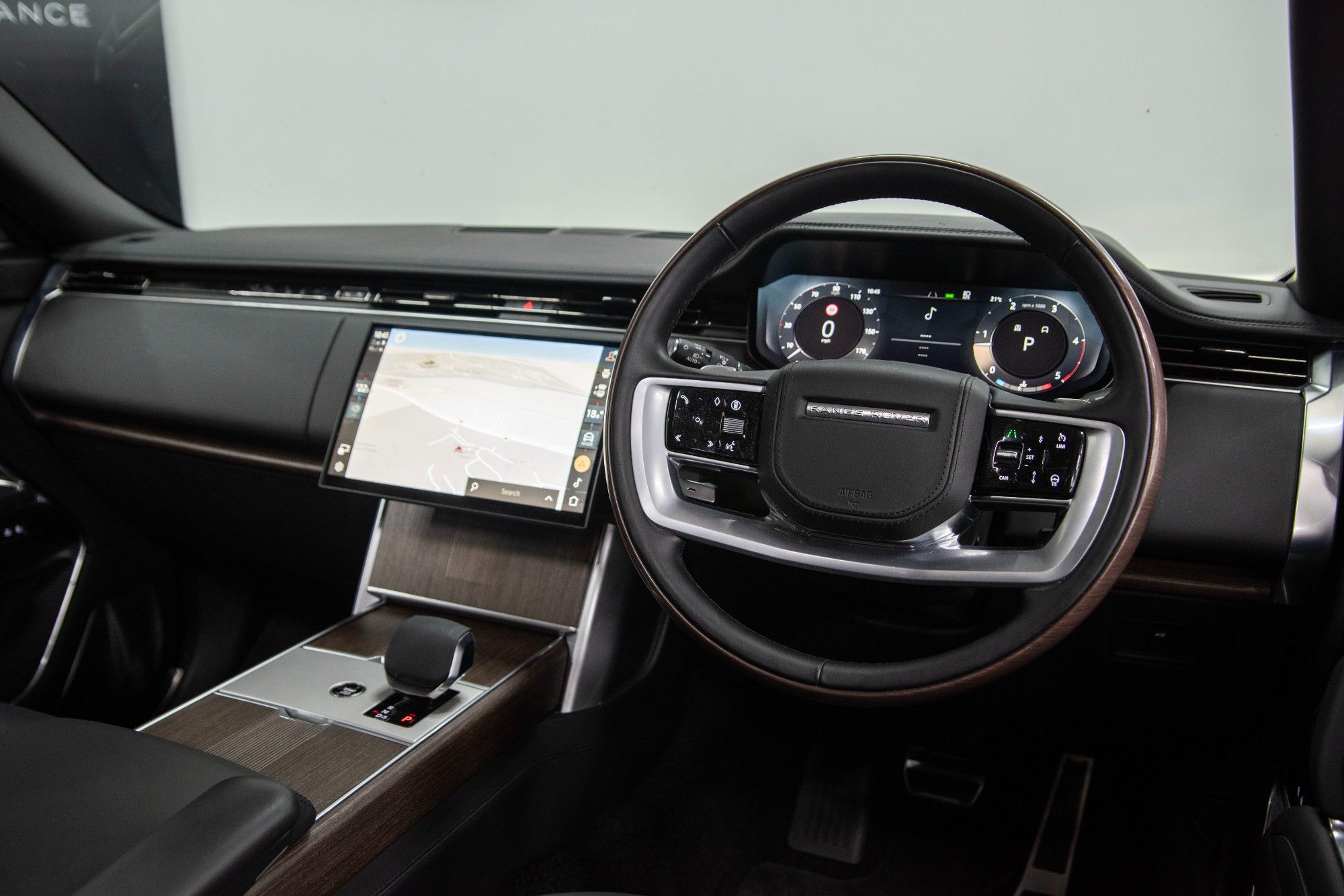USED 2025 25 LAND ROVER RANGE ROVER 3.0 D350 MHEV Autobiography 