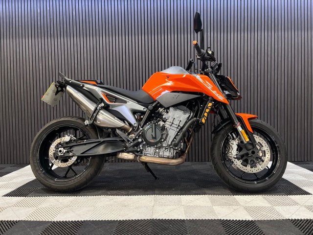 View our KTM 790 DUKE