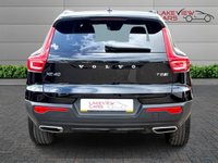 USED 2020 20 VOLVO XC40 1.5h T5 Twin Engine Recharge 10.7kWh R-Design Pro SUV 5dr Petrol Plug-in Hybrid Auto Euro 6 (s/s) (262 ps) HARMAN KARDON LEATHER ULEZ
