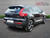 USED 2020 20 VOLVO XC40 1.5h T5 Twin Engine Recharge 10.7kWh R-Design Pro SUV 5dr Petrol Plug-in Hybrid Auto Euro 6 (s/s) (262 ps) HARMAN KARDON LEATHER ULEZ