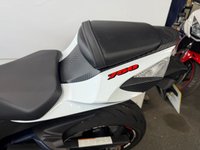 USED 2011 SUZUKI GSX-R750 750 Super Sports Petrol Manual (152 ps) 