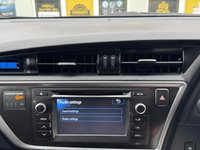 USED 2013 13 TOYOTA AURIS 1.6 V-Matic Sport Hatchback 5dr Petrol Manual Euro 5 (132 ps) Comprehensive TOYOTA Service History  |  Set of 2 Keys