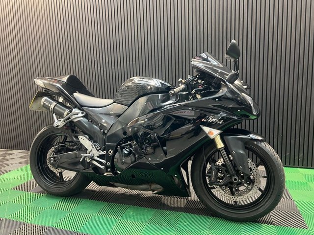 View our KAWASAKI NINJA ZX-10R
