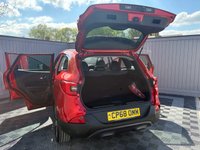 USED 2018 68 RENAULT KADJAR 1.3 TCe Signature S Nav SUV 5dr Petrol Manual Euro 6 (s/s) (140 ps) +AUTOTRADER TOP RATED SELLER ++