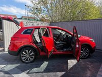 USED 2018 68 RENAULT KADJAR 1.3 TCe Signature S Nav SUV 5dr Petrol Manual Euro 6 (s/s) (140 ps) +AUTOTRADER TOP RATED SELLER ++