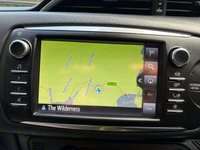 USED 2017 67 TOYOTA YARIS 1.5 VVT-h Yellow Bi-Tone Limited Edition Hatchback 5dr Petrol Hybrid E-CVT Euro 6 (s/s) (100 ps) 1 owner FSH Automatic HYBRID with low milege - Rear camera, DAB, Bluetooth