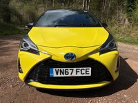 USED 2017 67 TOYOTA YARIS 1.5 VVT-h Yellow Bi-Tone Limited Edition Hatchback 5dr Petrol Hybrid E-CVT Euro 6 (s/s) (100 ps) 1 owner FSH Automatic HYBRID with low milege - Rear camera, DAB, Bluetooth