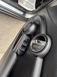 USED 2019 19 MINI CONVERTIBLE 1.5 Cooper Classic Convertible 2dr Petrol Manual Euro 6 (s/s) (136 ps) 