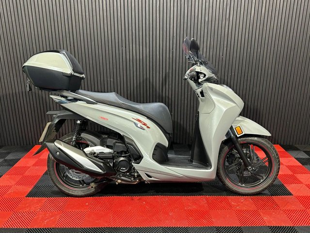 View our HONDA SH350i