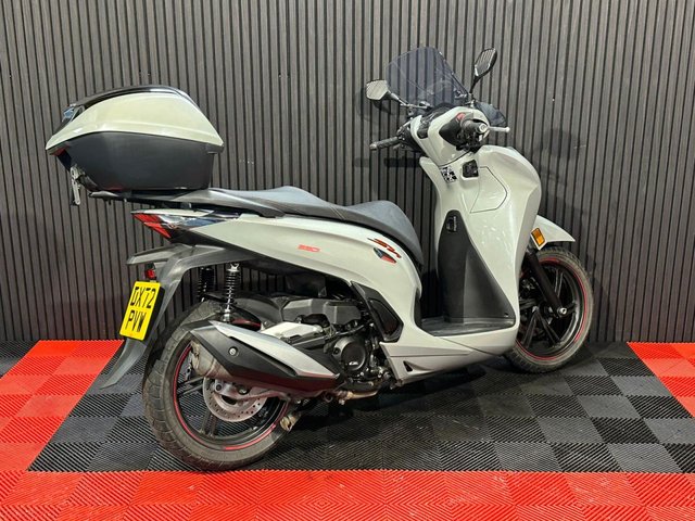View our HONDA SH350i