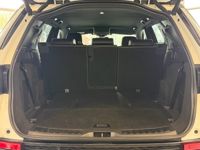 View our LAND ROVER DISCOVERY SPORT