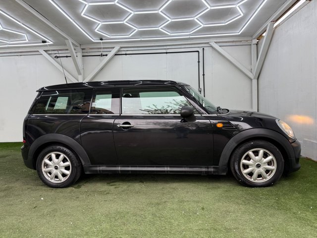 View our MINI CLUBMAN