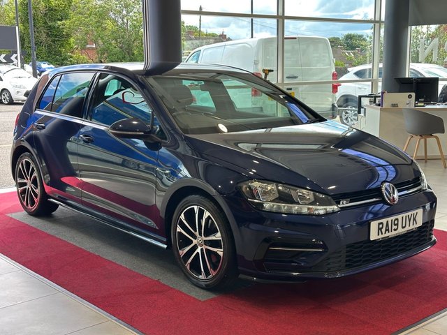 View our Volkswagen Golf 1.5 TSI EVO GPF R-Line Hatchback 5dr Petrol DSG Euro 6 (s/s) (150 ps)