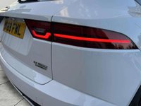 USED 2018 68 JAGUAR E-PACE 2.0 D150 R-Dynamic SE SUV 5dr Diesel Auto AWD Euro 6 (s/s) (150 ps) FINANCE+REVCAM+HPI+ULEZ+2 KEYS+MOT