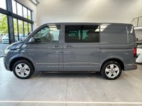 USED 2022 72 VOLKSWAGEN TRANSPORTER 2.0 TDI T32 Highline Kombi Double Cab 5dr Diesel Manual FWD SWB Euro 6 (s/s) (110 ps) 