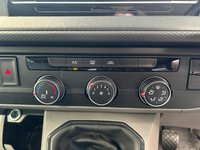USED 2022 72 VOLKSWAGEN TRANSPORTER 2.0 TDI T32 Highline Kombi Double Cab 5dr Diesel Manual FWD SWB Euro 6 (s/s) (110 ps) 