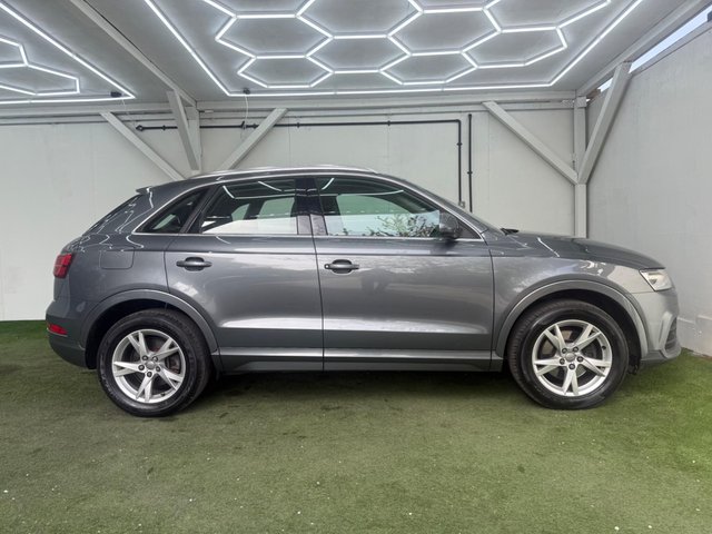 View our AUDI Q3