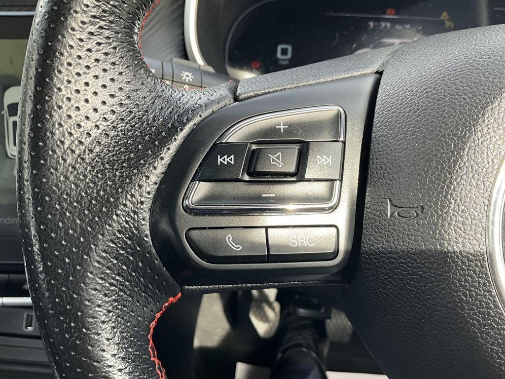 USED 2021 21 MG MG ZS 1.5 VTi-TECH Exclusive SUV 5dr Petrol Manual Euro 6 (s/s) (106 ps) Apple CarPlay, Sat Nav