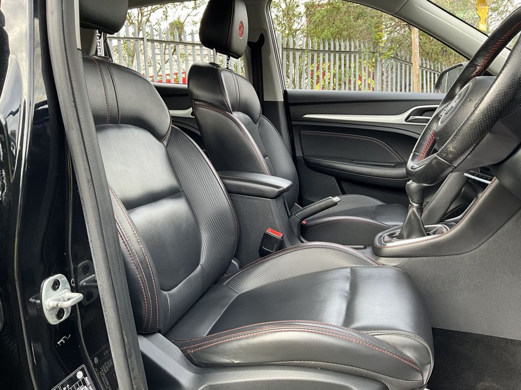 USED 2021 21 MG MG ZS 1.5 VTi-TECH Exclusive SUV 5dr Petrol Manual Euro 6 (s/s) (106 ps) Apple CarPlay, Sat Nav