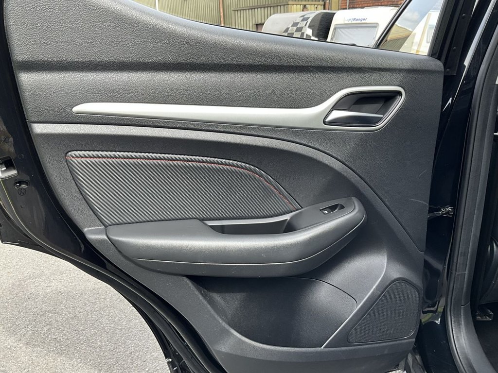 USED 2021 21 MG MG ZS 1.5 VTi-TECH Exclusive SUV 5dr Petrol Manual Euro 6 (s/s) (106 ps) Apple CarPlay, Sat Nav